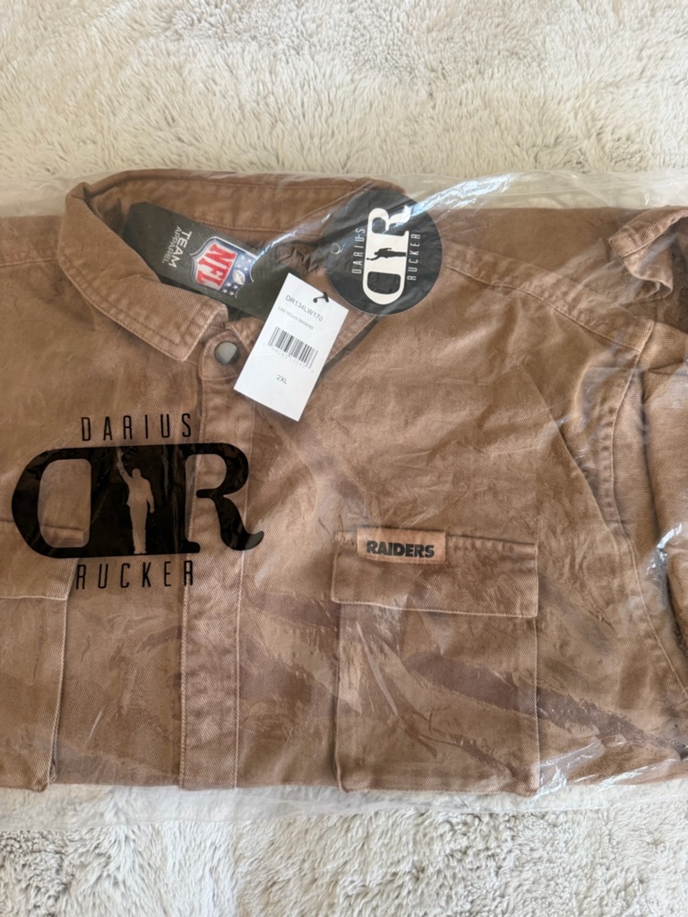 New with Tag Darius Rucker Raiders Shirt Jacket from Fanatics